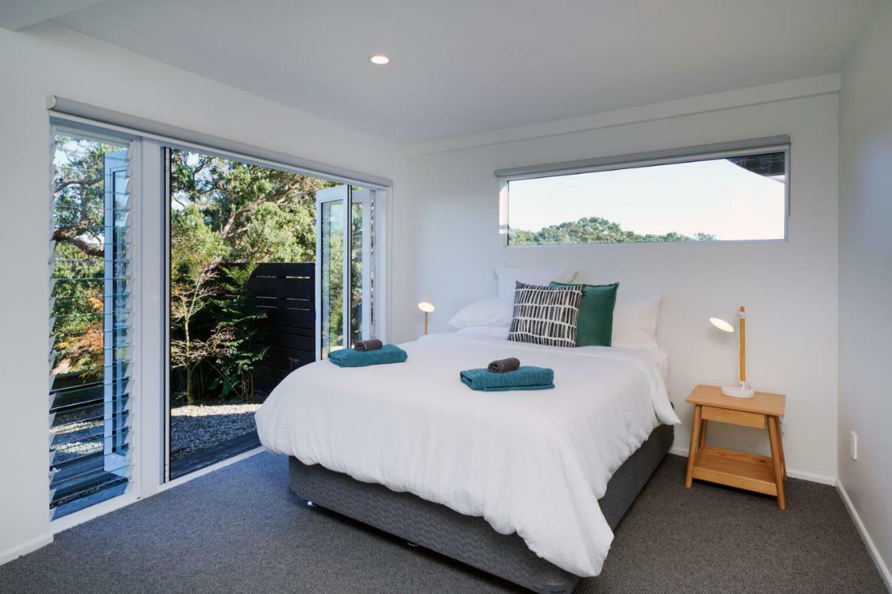 Waiheke Island Vineyard Holiday Houses Surfdale Экстерьер фото